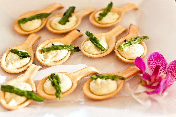 Lobster Mousse on Edible Spoons | www.4hourbodygirl.com