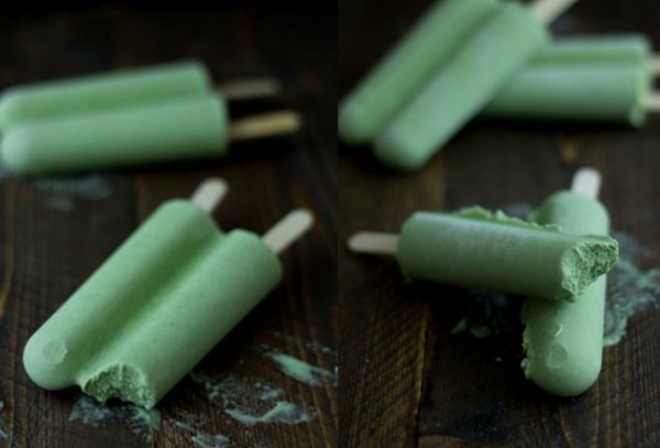 Low Carb Matcha Vanilla Almond Popsicles | www.4hourbodygirl.com