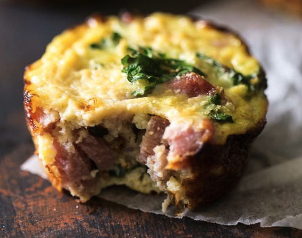 Healthy Low Carb egg-muffin-photograph | www.4hourbodygirl.com