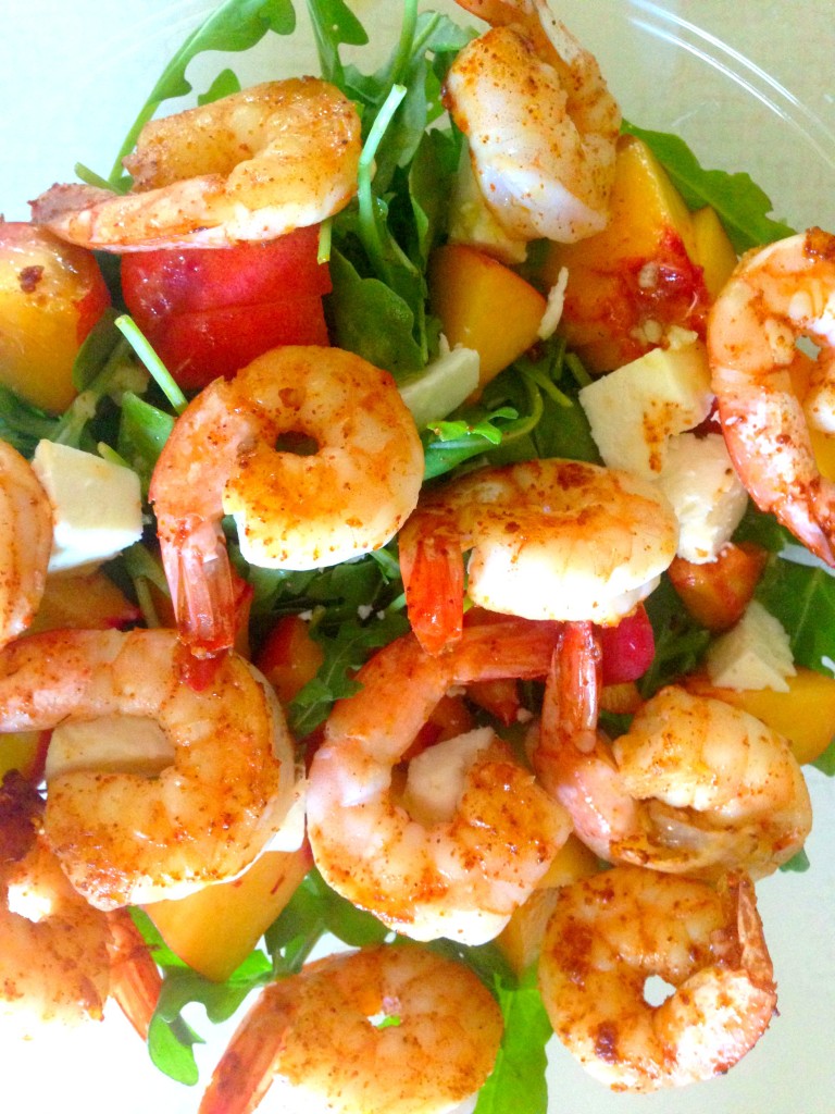 Easy, 5 Minute, Low-Carb Shrimp & Peach Salad | www.4hourbodygirl.com