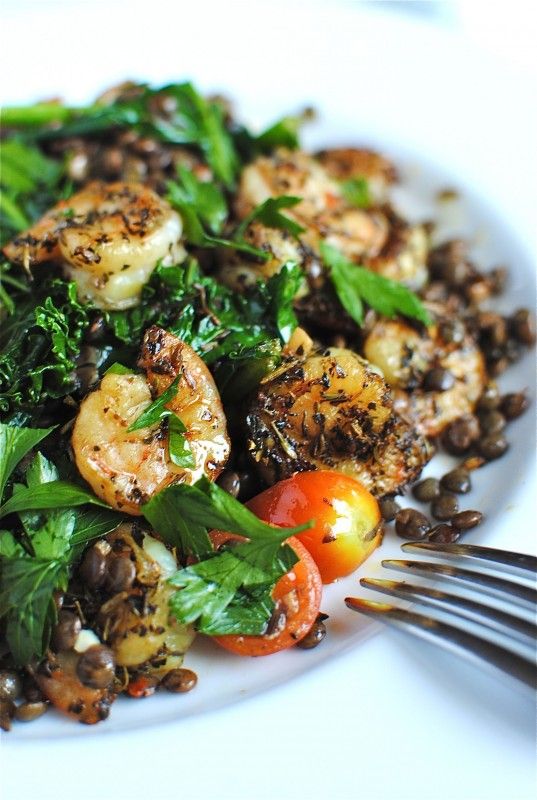French Lentils with Kale and Shrimp  | www.4hourbodygirl.com