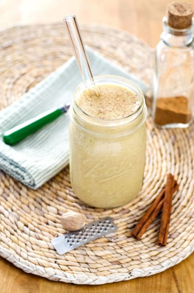 pumpkin-coconut-smoothie | www.4hourbodygirl.com