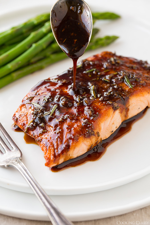  Balsamic Glazed Salmon | www.4hourbodygirl.com