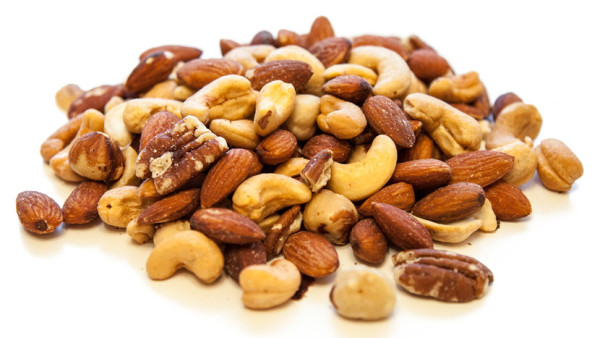 5-nuts-that-can-revolutionize-your-diet-header-v2-830x467